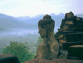 Steinerner Buddha